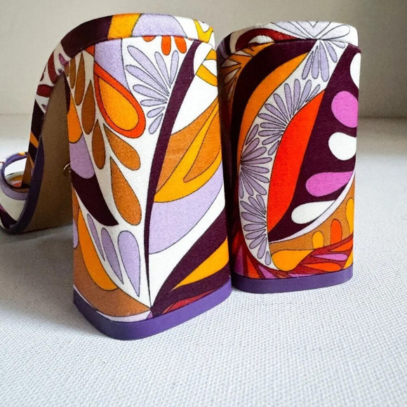 Zara Colorful Psychedellic Print Square toe Slides 36 - Picture 6 of 13